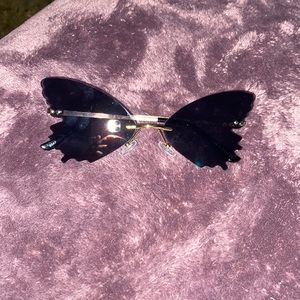 Butterfly rimless sunglasses